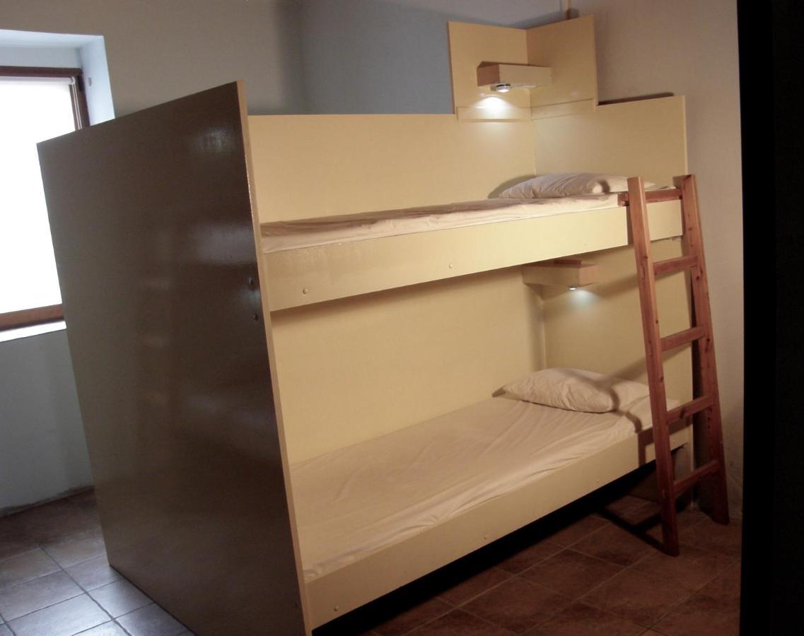 Moratinos Albergue San Bruno מראה חיצוני תמונה